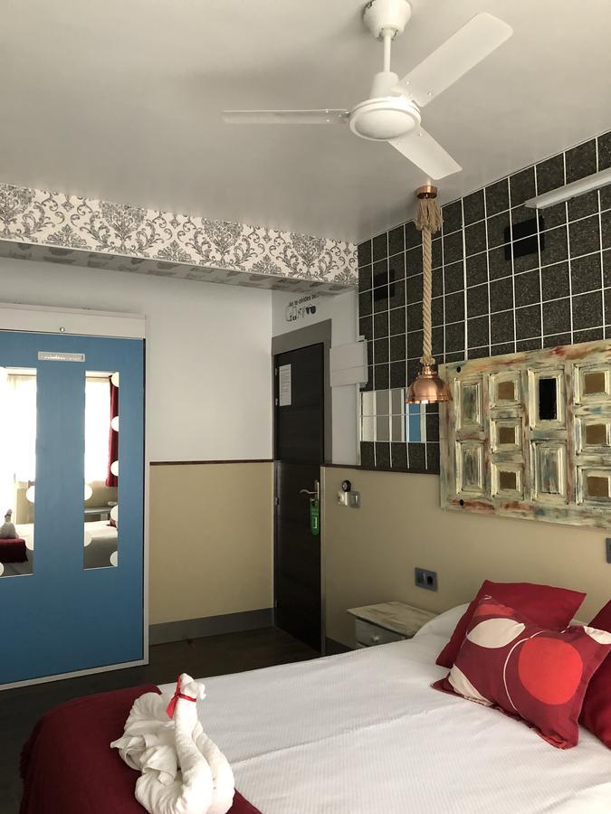 Hostal Boutique Luna De Gavin Cullera Kültér fotó